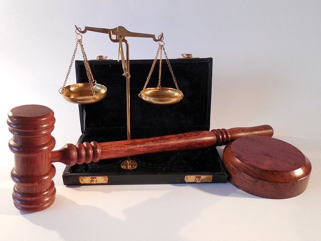 W czym może nam pomóc radca prawny? W jakich rozprawach i w jakich płaszczyznach prawa wesprze nam radca prawny?